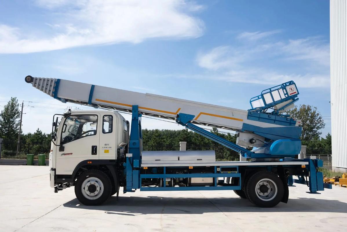 桃江云梯上料车租赁费用